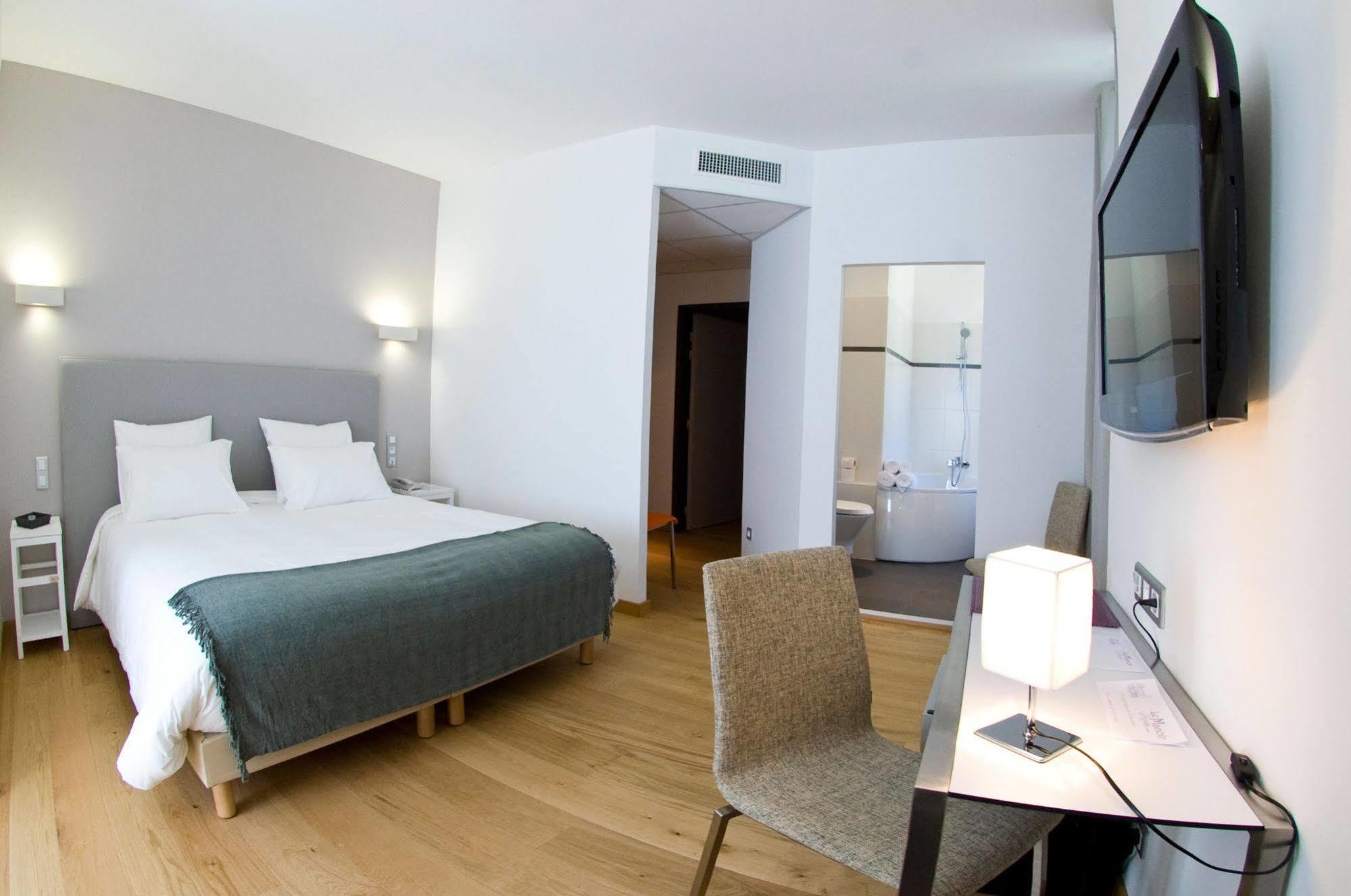 Le Manoir D'Agnes Logis Hotel Restaurant Tarascon-sur-Ariège Eksteriør billede